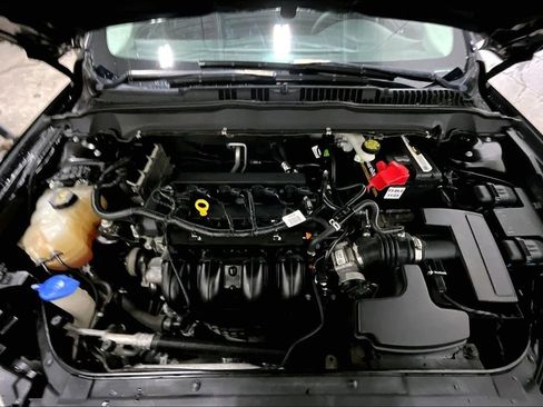 Used 2016 Ford Fusion SE image 28