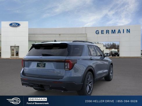 New 2026 Ford Explorer ST-Line w/ ST-Line Street Pack image 8