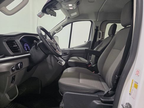 Used 2023 Ford Transit 350 XLT image 9
