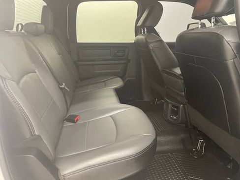 Used 2023 RAM 2500 Tradesman w/ Chrome Appearance Group AWD/4WD image 17