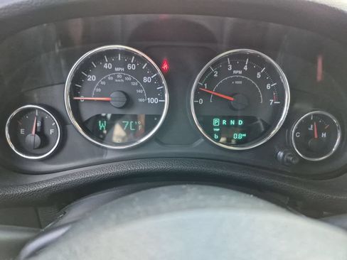Used 2015 Jeep Wrangler Unlimited Sport w/ Quick Order Package 24S AWD/4WD image 29