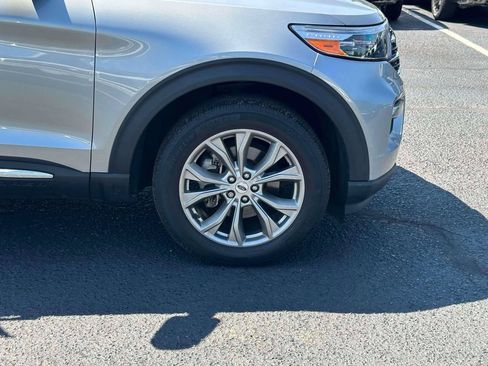 Used 2023 Ford Explorer XLT w/ Equipment Group 202A AWD/4WD image 7