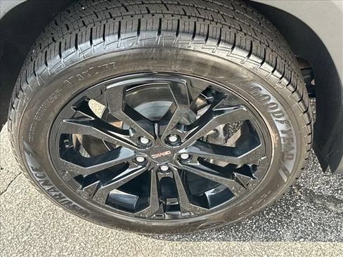 Certified 2022 GMC Terrain SLE w/ Driver Convenience Package FWD image 35