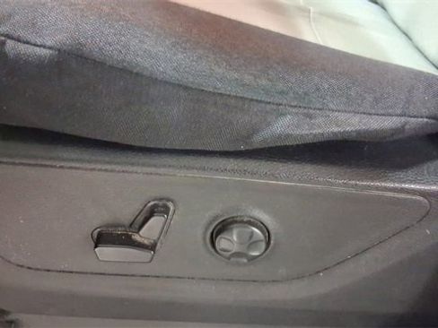 Used 2019 RAM 1500 Big Horn image 23