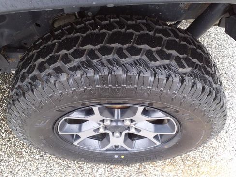 Used 2018 Jeep Wrangler Unlimited Rubicon w/ Dual Top Group image 5