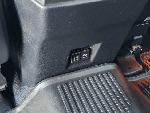 Used 2023 Lexus GX 460 Luxury image 41