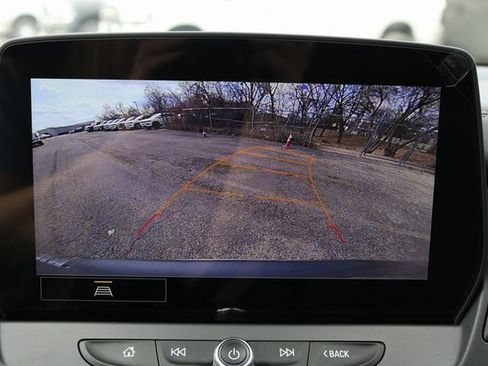 Used 2025 Chevrolet Blazer LT image 21