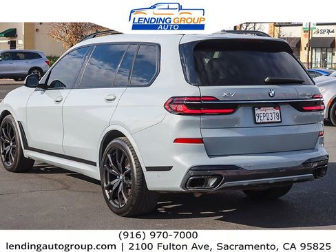 Used 2023 BMW X7 xDrive40i w/ M Sport Package image 2
