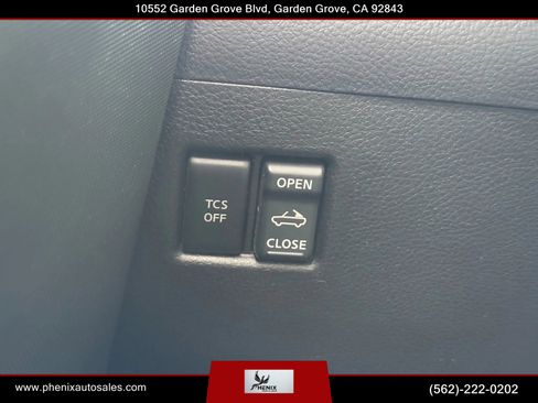 Used 2004 Nissan 350Z Touring image 15