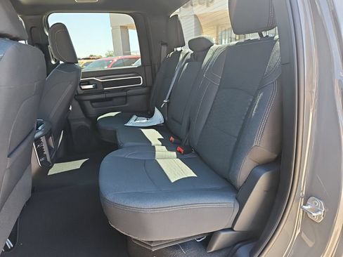 New 2026 RAM 2500 Big Horn AWD/4WD image 21