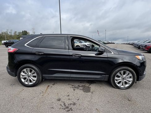Used 2024 Ford Edge Titanium image 6