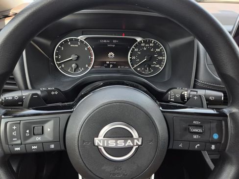 Used 2023 Nissan Rogue SV AWD/4WD image 17