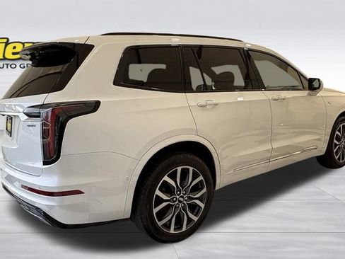 Used 2024 Cadillac XT6 Sport w/ Technology Package AWD/4WD image 8