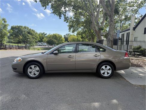 Used 2007 Chevrolet Impala LT w/ Preferred Equipment Group FWD image 4