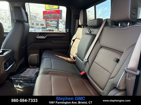 New 2026 GMC Sierra 2500 Denali w/ Denali Reserve Package AWD/4WD image 10