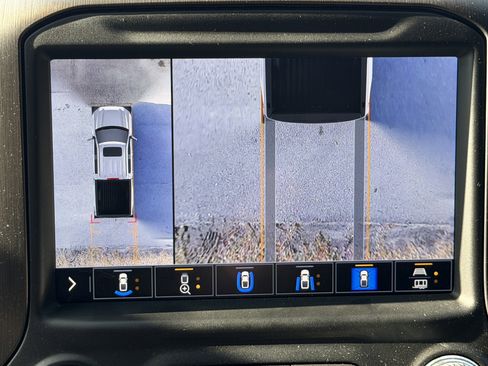 Used 2021 GMC Sierra 1500 AT4 w/ AT4 Premium Package image 13