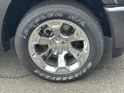 New 2026 RAM 1500 Big Horn AWD/4WD image 6