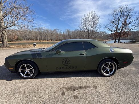 Used 2013 Dodge Challenger R/T Plus image 6