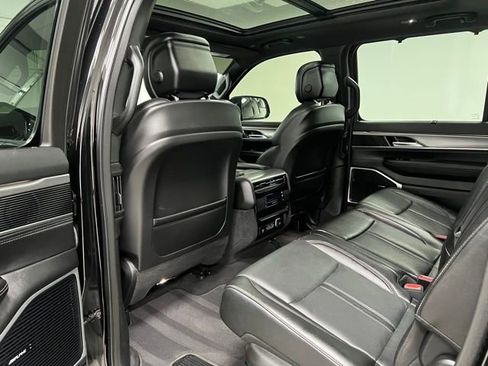 Used 2023 Jeep Wagoneer Series II w/ Convenience Group I AWD/4WD image 45