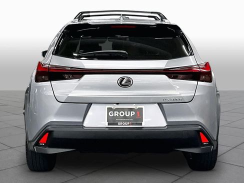 Used 2025 Lexus UX 300h FWD w/ Accessory Package (Z2) image 5