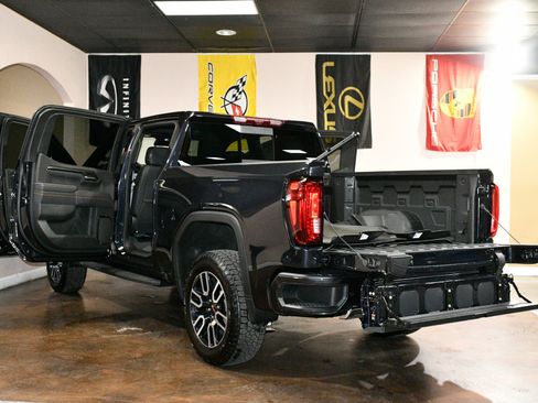 Used 2025 GMC Sierra 1500 AT4 w/ AT4 Premium Package image 92
