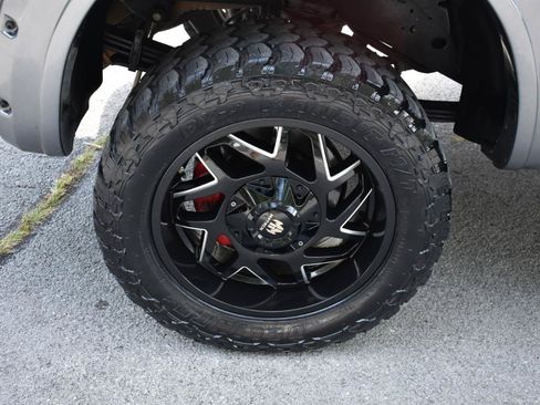 Used 2019 Nissan Titan S AWD/4WD image 26