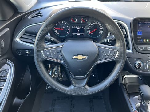 Used 2023 Chevrolet Malibu LT image 23