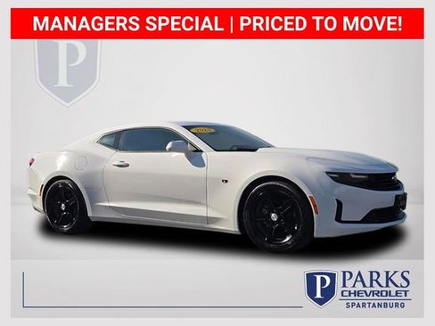 Certified 2023 Chevrolet Camaro LT RWD image 1