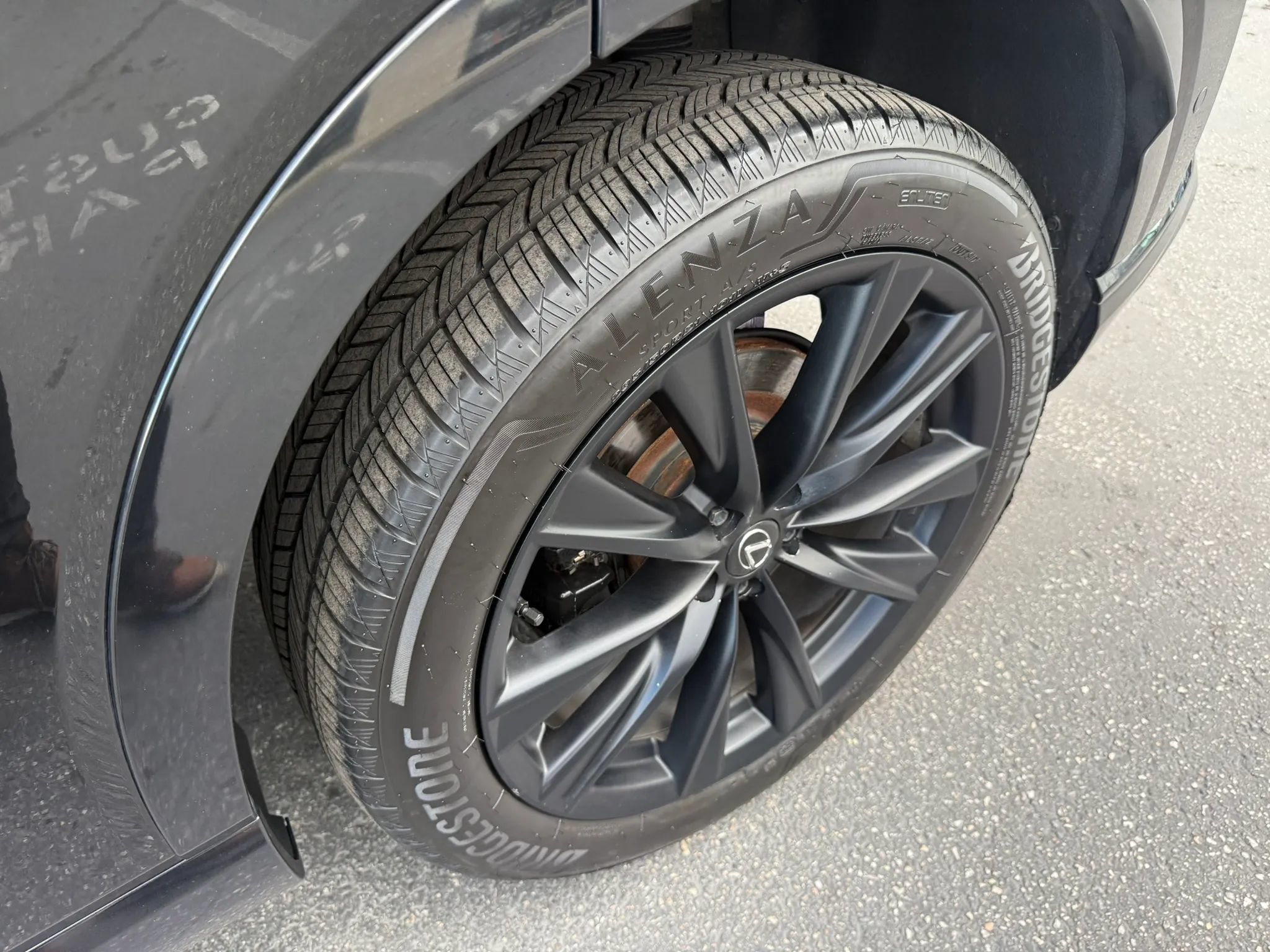 Used 2023 Lexus RX 500h F Sport w/ Cold Area Package AWD/4WD image 32