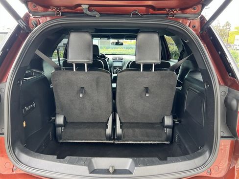 Used 2016 Ford Explorer Sport AWD/4WD image 11