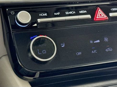 Certified 2025 Hyundai Tucson SEL AWD/4WD image 21