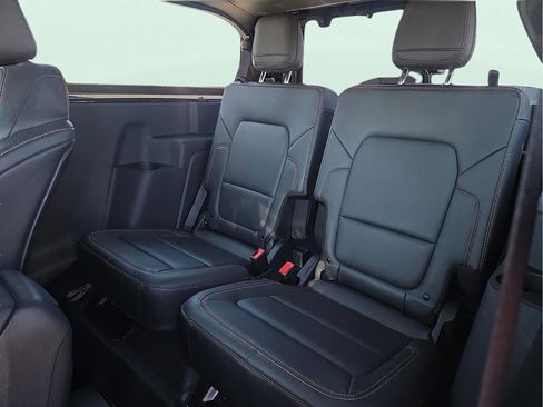 Used 2023 Ford Bronco Badlands w/ Sasquatch Package AWD/4WD image 11