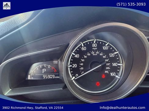 Used 2017 MAZDA MAZDA3 Sport FWD image 30