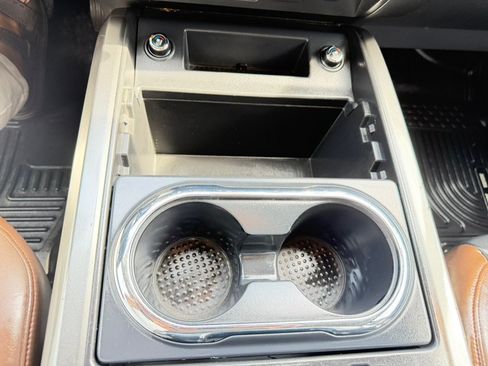 Used 2017 Nissan Titan Platinum Reserve RWD image 50