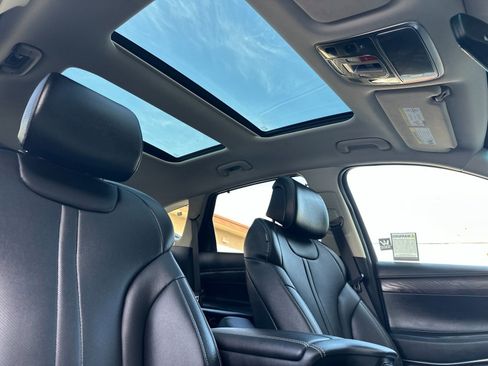 Used 2022 Genesis GV80 2.5T w/ Advanced Package 03 image 19