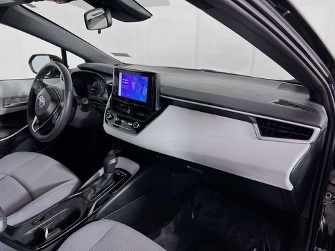 Used 2024 Toyota Corolla SE image 28
