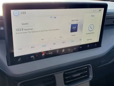 New 2025 Ford Maverick XLT w/ XLT Luxury Package image 18