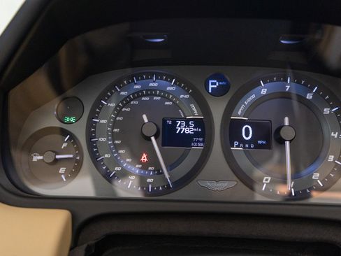 Used 2016 Aston Martin DB9 GT RWD image 22