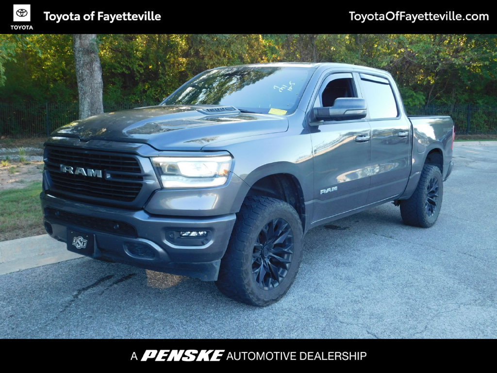Used 2023 RAM 1500 Laramie AWD/4WD image 1