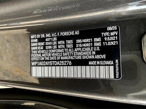 New 2026 Porsche Cayenne GTS image 42