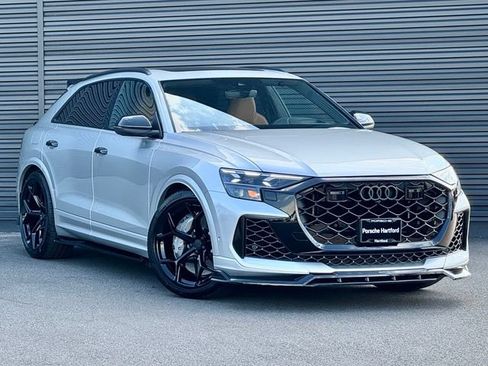 Used 2026 Audi RS Q8 performance AWD/4WD image 9