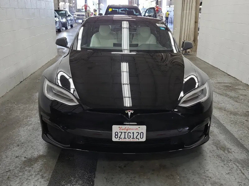 Used 2022 Tesla Model S Plaid AWD/4WD image 2