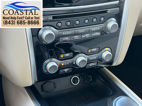 Used 2017 Nissan Pathfinder SV FWD image 41