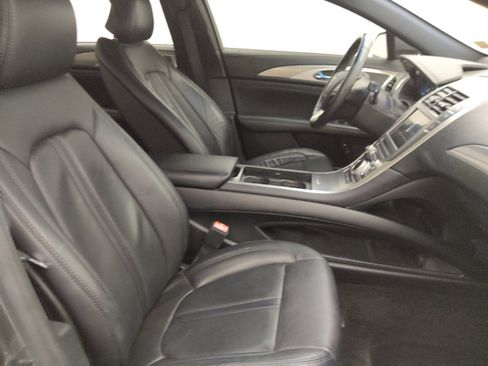 Used 2018 Lincoln MKZ Select w/ Select Plus Package FWD image 21