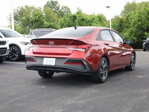 Used 2025 Hyundai Elantra Sport w/ Cargo Package image 6