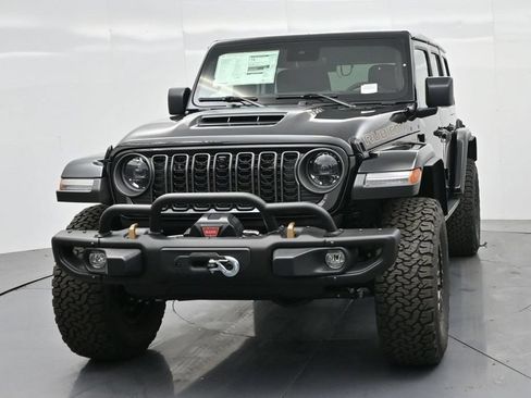 Used 2024 Jeep Wrangler Unlimited Rubicon 392 AWD/4WD image 3