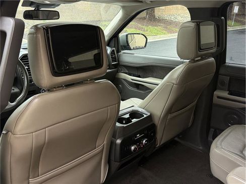 Used 2019 Ford Expedition Max Limited w/ Equipment Group 301A image 27