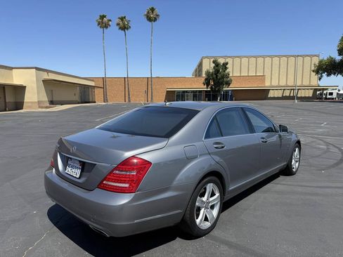 Used 2012 Mercedes-Benz S 550 image 7