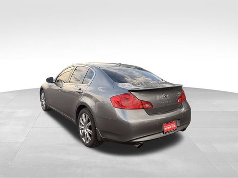 Used 2011 INFINITI G37 x Sedan AWD/4WD image 3