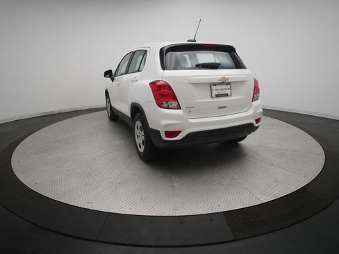 Used 2017 Chevrolet Trax LS FWD image 31